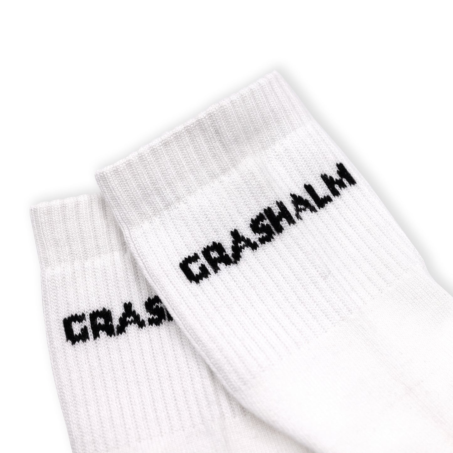 Tennissocken aus Bambus in weiss mit schwarzem Schriftzug von grashalm